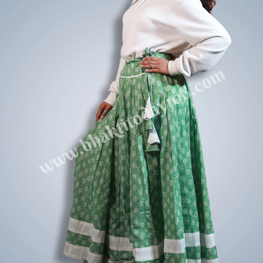 Elegance in Cotton: The Perfect Gopi Skirt