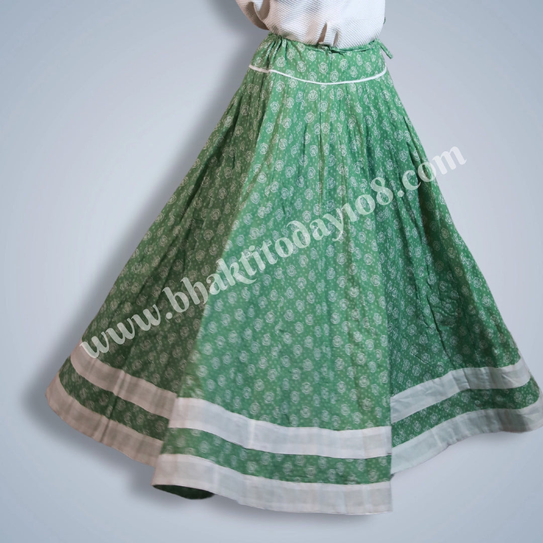 Elegance in Cotton: The Perfect Gopi Skirt